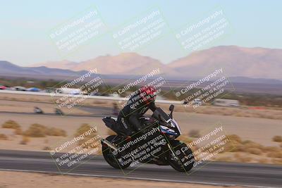 media/Dec-01-2024-TrackXperience (Sun) [[fa1e166fcf]]/Level 2/Session 2 (Turn 12 Speed Pans)/